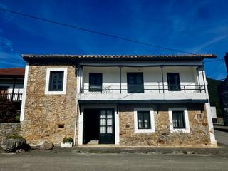 Casa a San vitores - barrio de la sierra 30. Casa en venta en san vitores