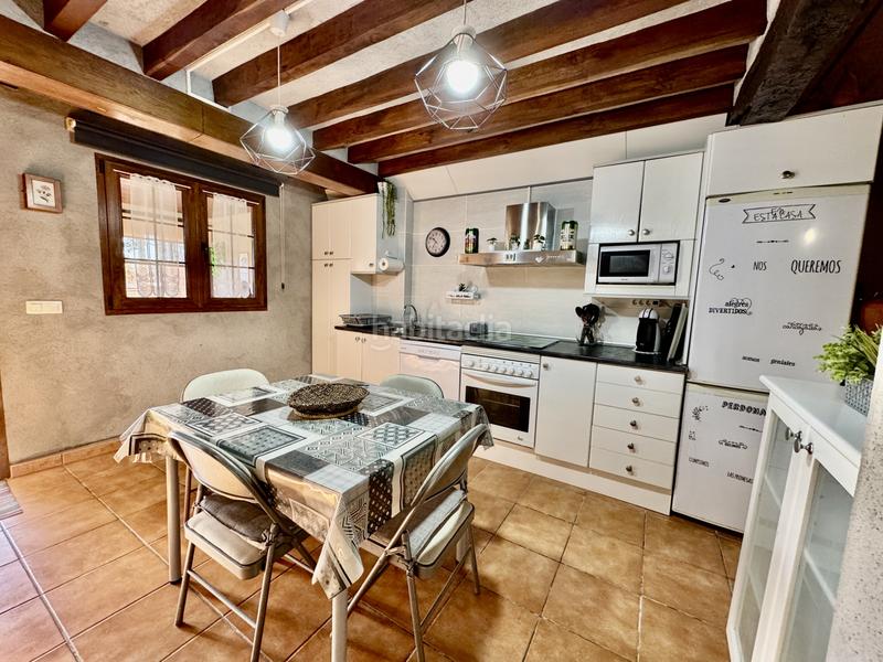 Foto 426a727e-ac6a-41c2-831a-f1a9661acf4c. Maison jumelée dans hoz de anero - bº estradas 22 dans Ribamontán al Monte