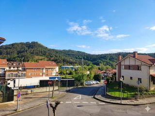 Rent Flat  Hoznayo - bº la sierra. Hoznayo  piso de 2 hab. 2 baños alq. fijo