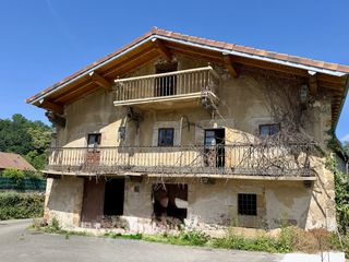 Maison à Villacarriedo - bo villacarriedo 99. Casa de piedra para reformar en el centro de villacarriedo