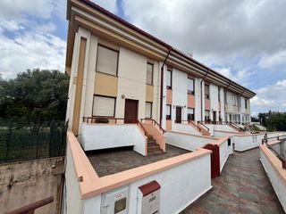 Casa bifamiliare  Maliaño - cl alday 31. Chalet pareado en maliaño