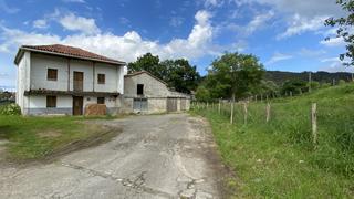 Casa a Solórzano - bº la llana 93. Casa individual en solorzano con finca