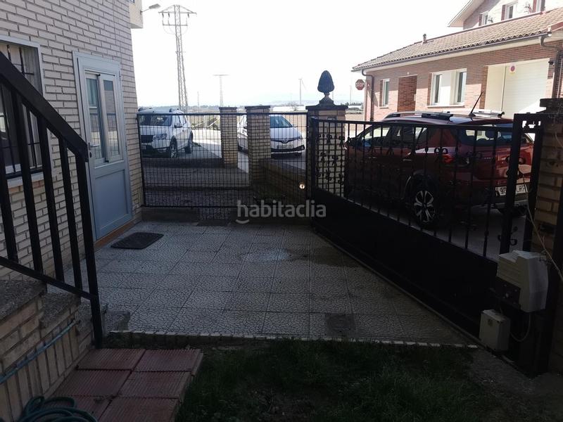 Foto 8e8d579b-5e57-4f86-bfee-1c916950809f. Casa adosada en Buñuel