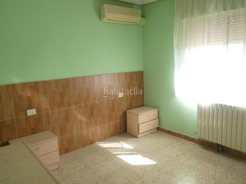 Foto 8ebf6fd6-4bc5-4d48-be2d-1978a5aff9f3. Casa adosada en Buñuel