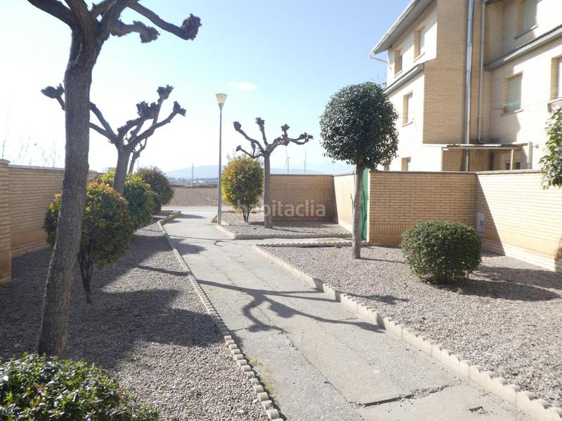 Foto 97744e03-9d58-4f65-a18c-ab846a6e7668. Casa adosada en Buñuel