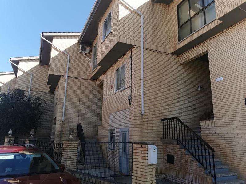 Foto d0b9fa09-c2d9-4605-b31e-5fe5929d14cc. Casa adosada en Buñuel