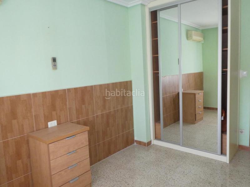 Foto f3a0cf90-1a5c-4c81-9e41-28f0b6fa72fe. Casa adosada en Buñuel