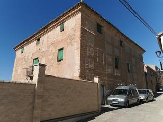 Casa  N/a. Este casa seorial palacete del siglo xvii se encuentra en riber