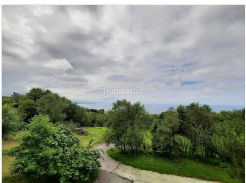 Foto 45af4840-4e99-41ed-9522-c2af88219fd6. Casa pareada en Igeldo Donostia - San Sebastián