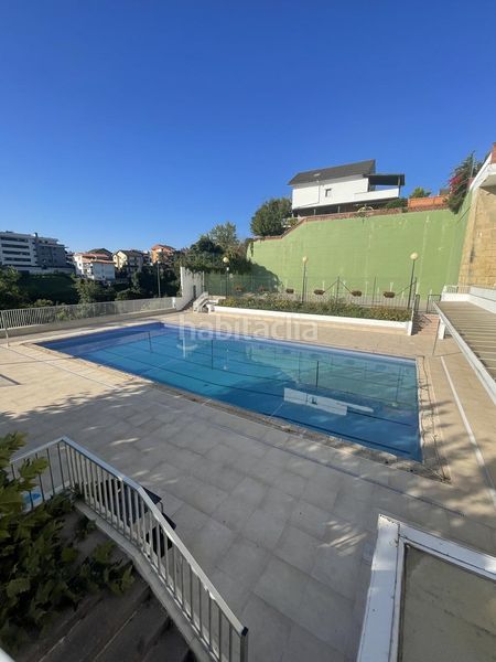 Foto 01bbcc0a-597f-4a54-b533-f8700a063db0. Casa amb calefacció aparcament piscina a Miracruz Donostia - San Sebastián