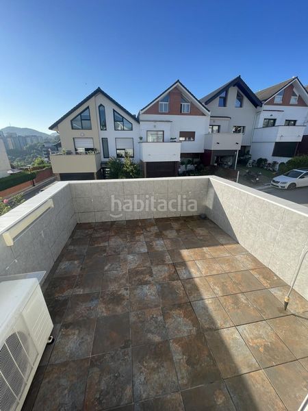 Foto 55d0d0a8-6f27-4489-a448-3145bf557f67. Casa amb calefacció aparcament piscina a Miracruz Donostia - San Sebastián