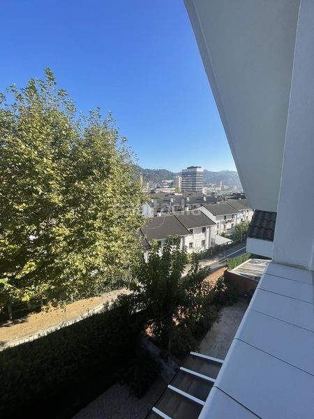 Foto 82fc2500-9a98-4151-8984-87ec1ba7dbb5. Casa amb calefacció aparcament piscina a Miracruz Donostia - San Sebastián