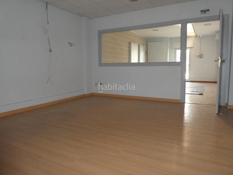 Foto 4190f7a9-97d6-439f-b4b3-326c668f3fe5. Bâtiment à usage industriel dans Centro Tudela