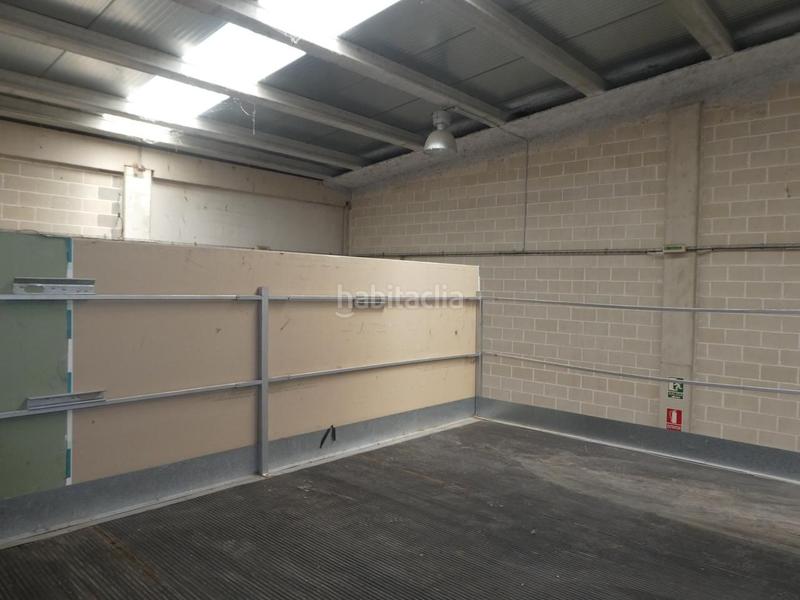 Foto 6c2af9a1-7991-486b-b6d9-493d2ee05810. Bâtiment à usage industriel dans Centro Tudela