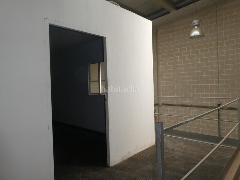 Foto aa218d8a-3c29-4ef7-8bbb-e5859efceef3. Bâtiment à usage industriel dans Centro Tudela