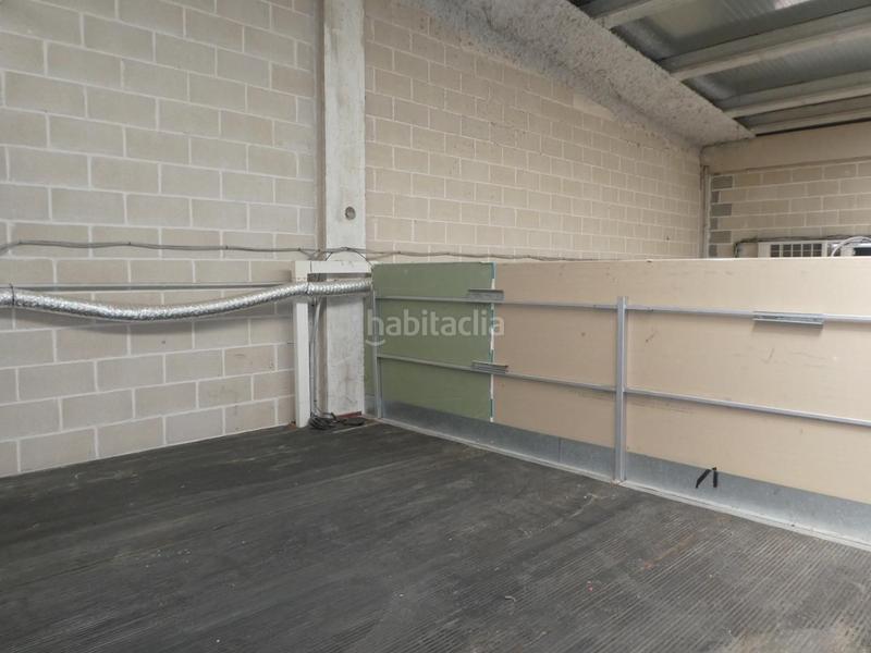 Foto ef0b7a4c-d675-4711-83f3-a37089e5a8f3. Bâtiment à usage industriel dans Centro Tudela