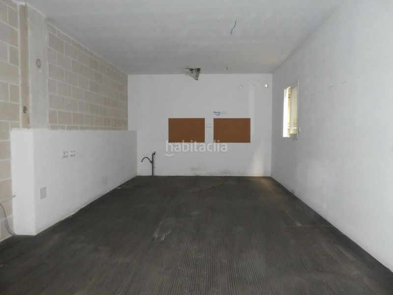 Foto 0d2ebf73-622b-40a1-8c99-cd43f31e47b6. Nave industrial en Centro Tudela