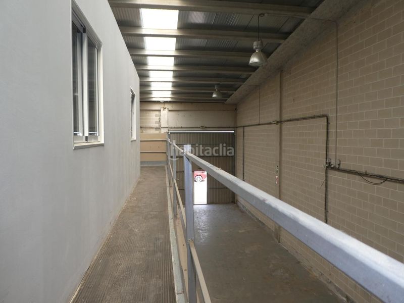 Foto 9e6460d9-b572-456f-8bcf-b387fcf5cd0f. Nave industrial en Centro Tudela