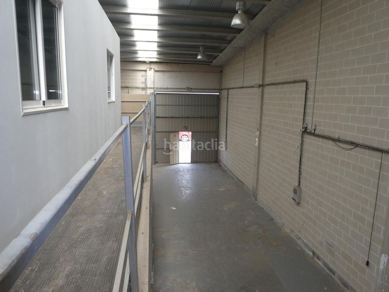 Foto c6901a32-bbe7-4193-8ad0-6ac94dd44063. Nave industrial en Centro Tudela