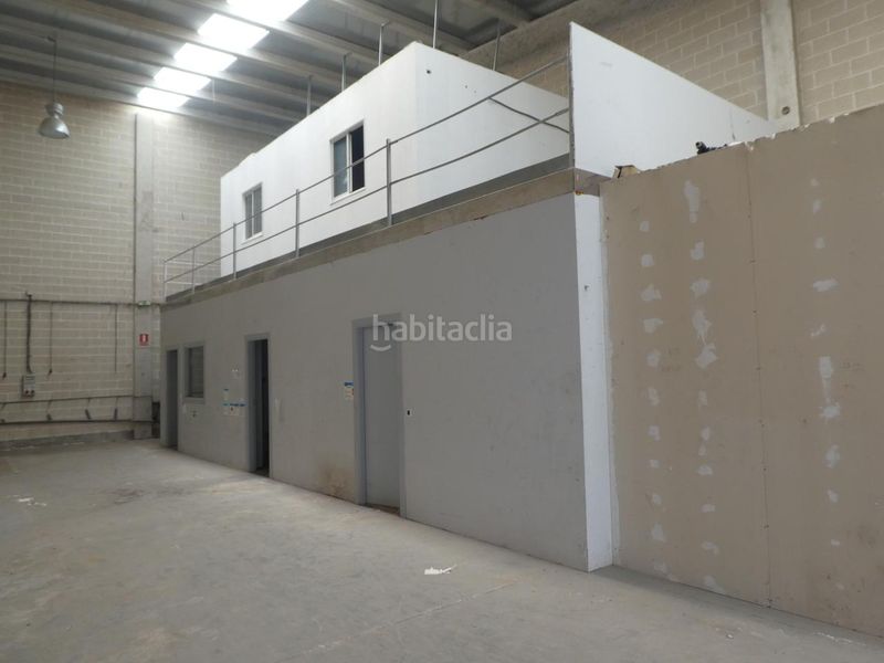Foto c6c5e5e9-d4bf-4379-a0af-c1c6ebb5e3df. Nave industrial en Centro Tudela