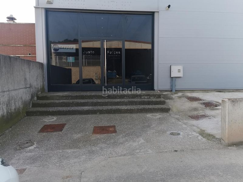 Foto 1d784286-5000-4127-bc77-cb900e1b84dc. Nave industrial en Valtierra