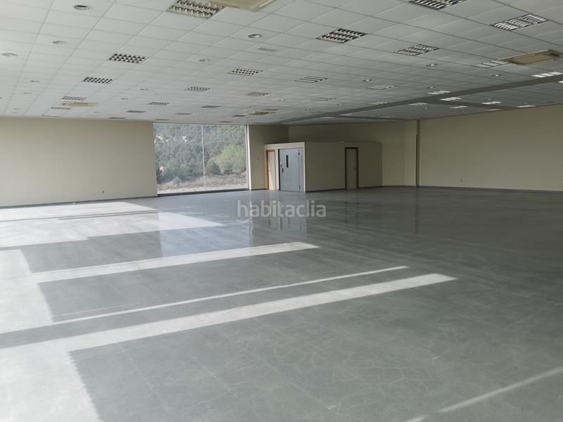 Foto 54ef20b1-1e1b-46a6-b040-c058ae4d2a59. Nave industrial en Valtierra