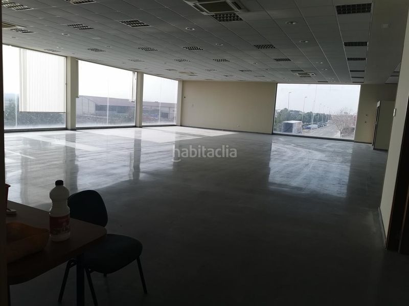 Foto 7df70cdf-e119-450e-9286-64ab743013ab. Nave industrial en Valtierra