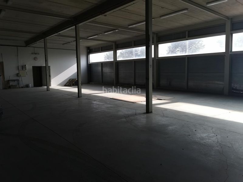 Foto 958fe216-8e4e-41b1-98d4-b06edff2a78f. Nave industrial en Valtierra