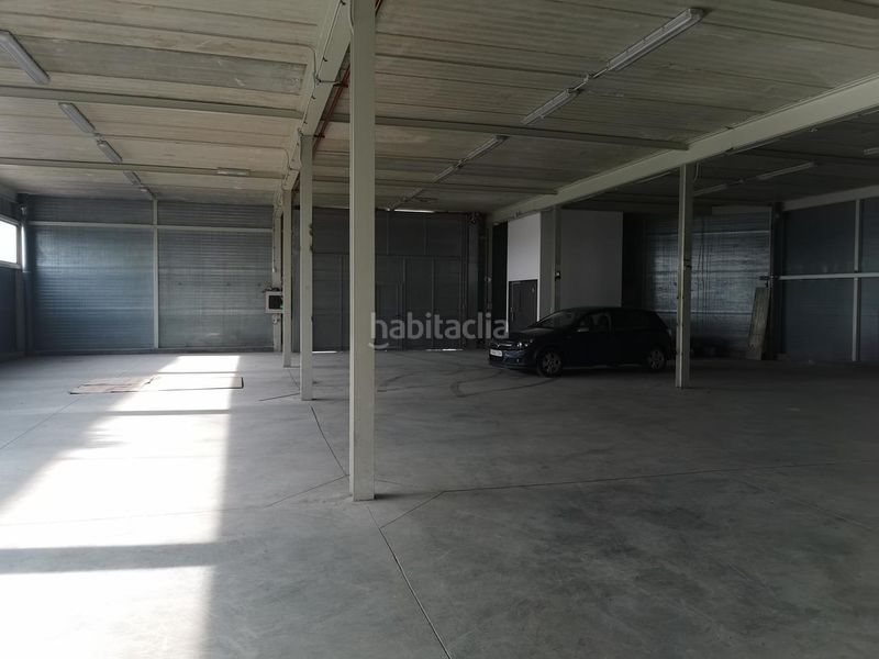 Foto a3e1f8db-dbe2-4c7f-aaa5-dbf030b4b0e5. Nave industrial en Valtierra