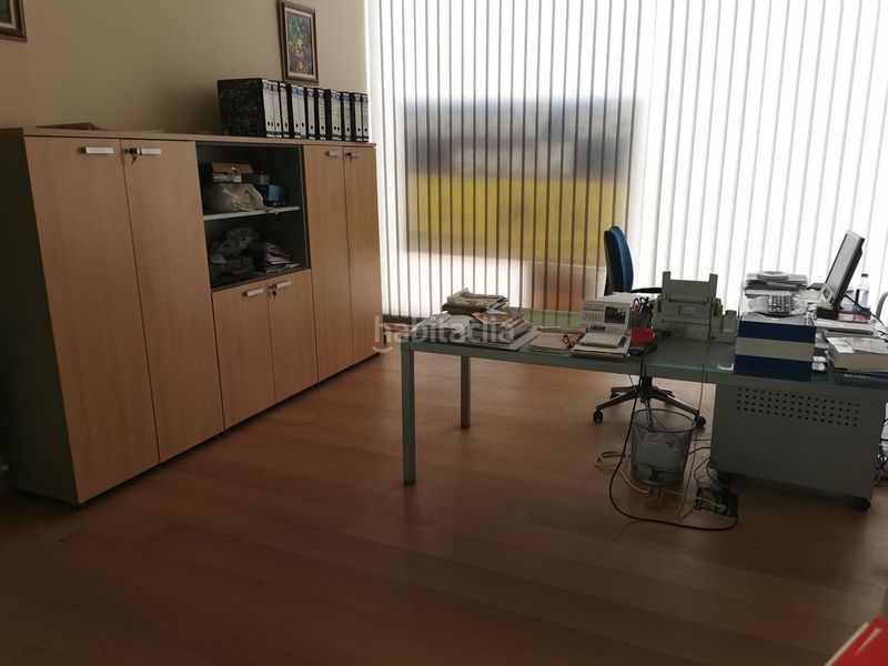 Foto d523d327-9fd4-474f-927c-9b112a2e9e22. Nave industrial en Valtierra