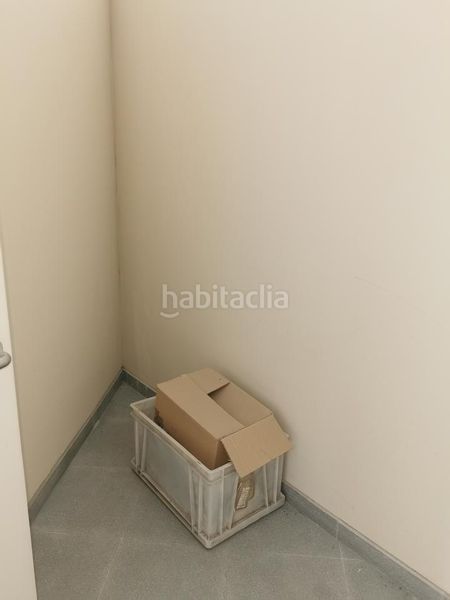 Foto f8417fc6-eb5c-4e40-9706-954cf498aaf7. Nave industrial en Valtierra