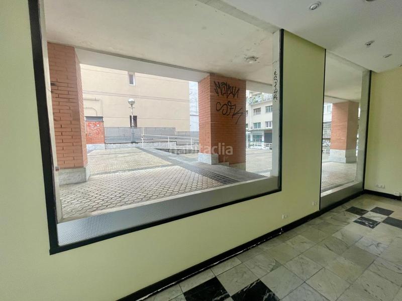 Foto 18bb6f60-37d4-4ddc-a7a3-cf3d0d6e10bf. Local commercial dans Egia Donostia - San Sebastián