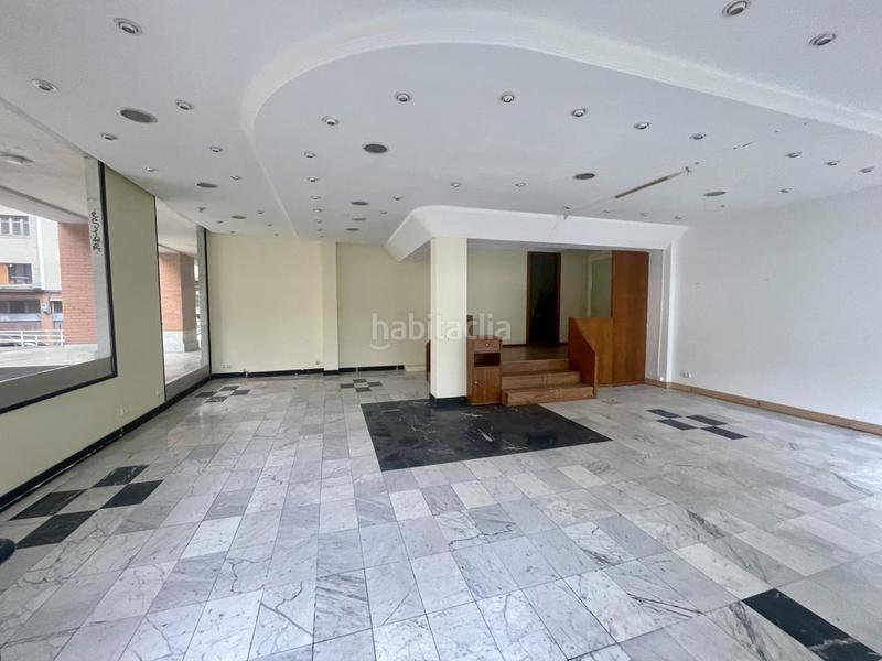 Foto d42204b5-f6ed-4f5b-b2d1-54748d313b41. Locale commerciale in Egia Donostia - San Sebastián