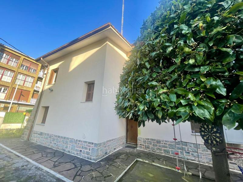 Foto 6504bd95-92e8-4de6-b995-739019387960. Casa amb calefacció aparcament a Centro - Mendibil - Santiago Irun