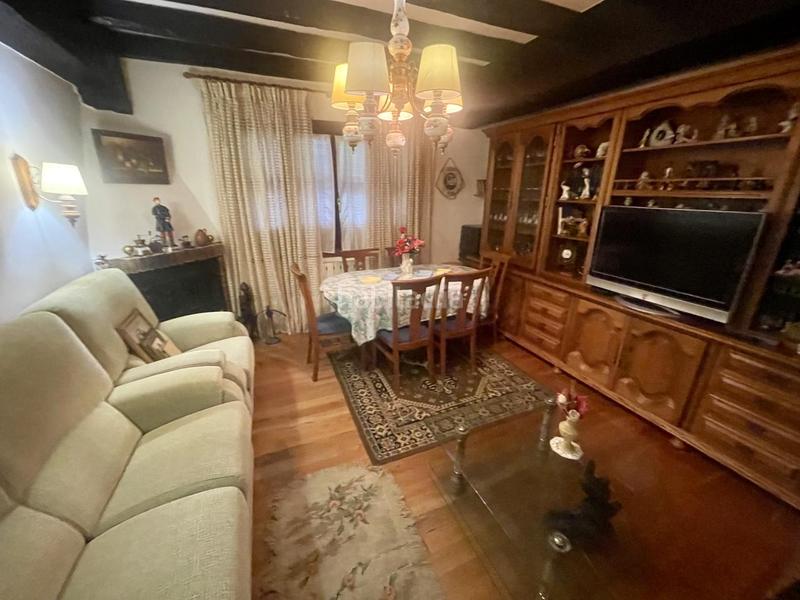 Foto 31be7a0d-fdc7-416e-8ab2-54474350b536. House with heating parking in Centro - Mendibil - Santiago Irun