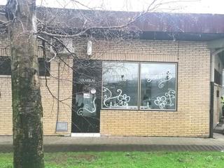 Locale commerciale in Marinel Kalea