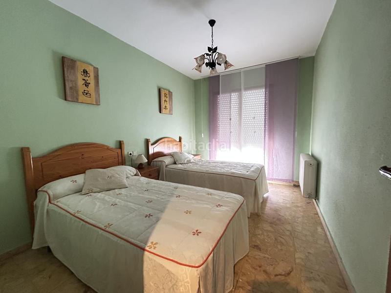 Foto 3731bf4d-a7cb-4270-babd-3c5e5b57d102. Casa adossada amb calefacció a Cadreita