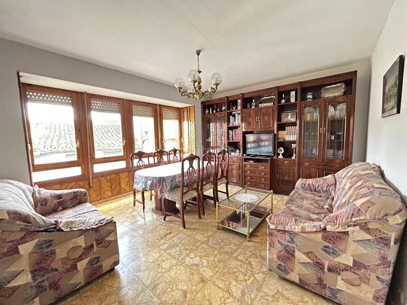 Foto e3186de8-6fda-49c9-8b38-644197b0c6e7. Casa adossada amb calefacció a Cadreita