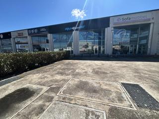Location Local commercial  Canal de tauste. Alquiler local comercial poligono la barrena