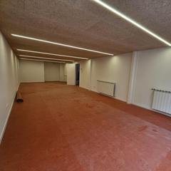 Rent Business premise  Larrabide. Espacio salas multiples
