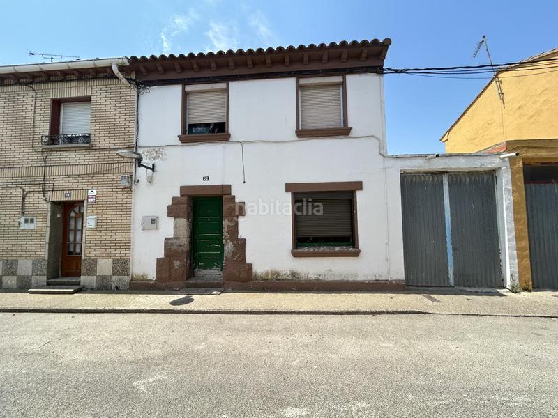 Foto a09d74f8-4ca1-40e4-bf8d-6a8343258b8c. Casa en Valtierra