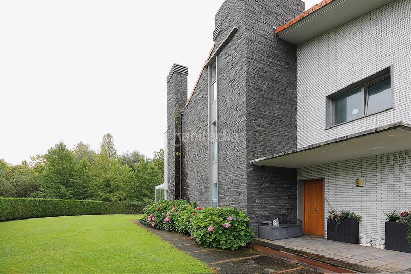 Foto 01626b7f-1b9b-4787-ae99-f41ab635cac0. Casa en Hondarribia