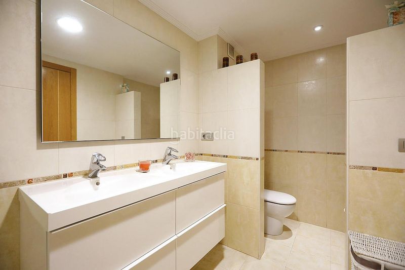 Foto 807ecc7e-d0e4-433c-847b-4b424c536e40. Casa en Hondarribia
