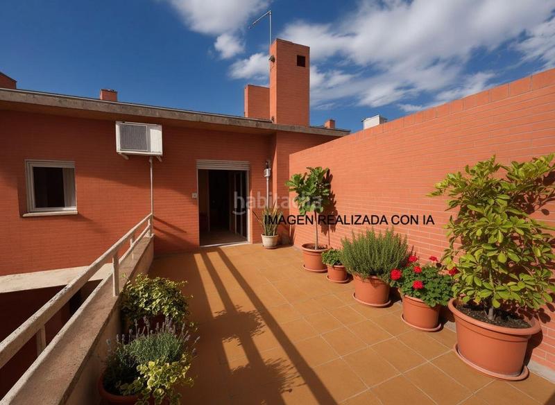 Foto 078e5dc7-970d-4b5c-b059-a4bb78c1aba5. Haus mit heizung parking in Castejón