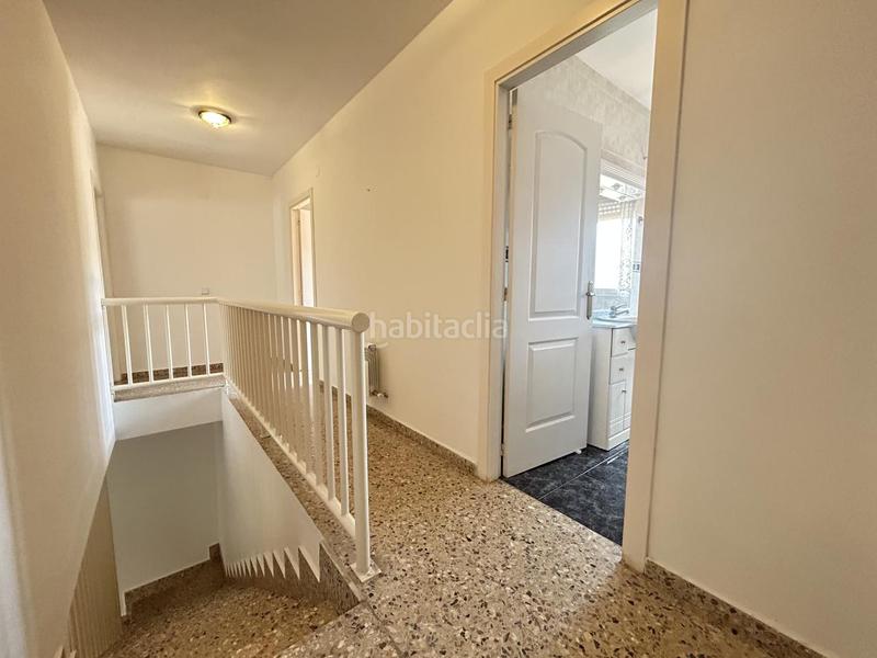 Foto 4c50ed19-ef44-441b-b456-5de59b821e86. Haus mit heizung parking in Castejón