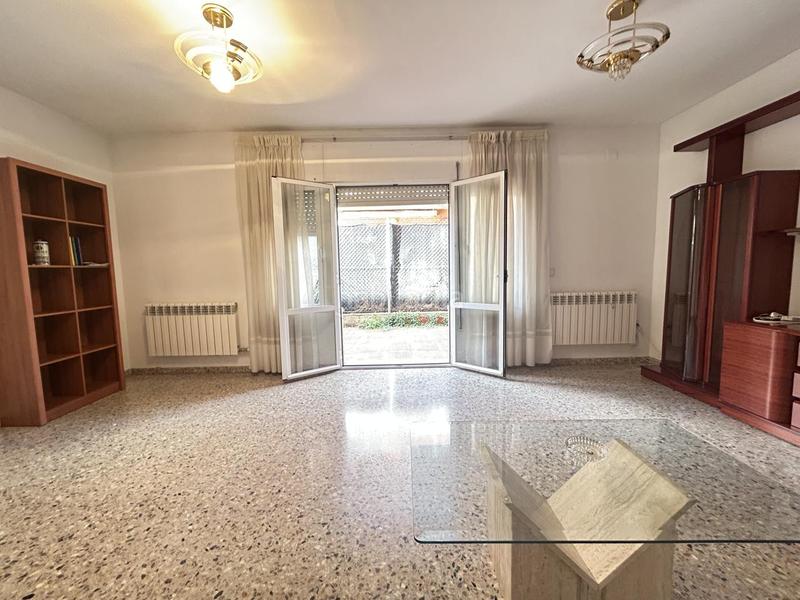 Foto 4ea1aaf7-e65e-490b-a83d-61f1fcf72ae0. Haus mit heizung parking in Castejón