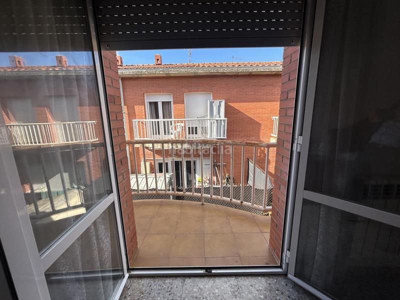 Foto 8bb3f02f-9891-4bda-8f51-b0c55599f1cb. Haus mit heizung parking in Castejón