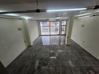 Local Comercial a Avenida de Don Marcelo Celayeta