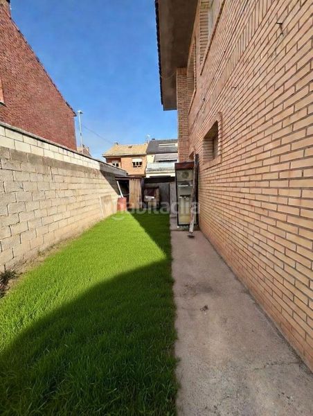 Foto a6a51683-843c-44e3-ae34-38a0ab21af4e. Maison dans Castejón