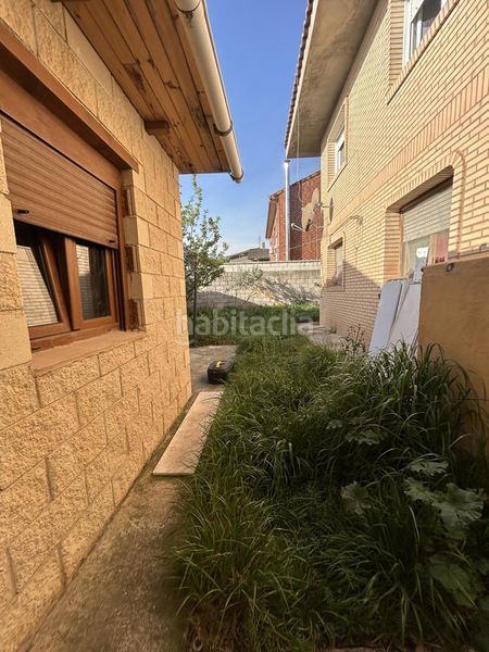 Foto f28ad2d5-ba8b-4b65-9ad2-0f68b5f44357. Maison dans Castejón
